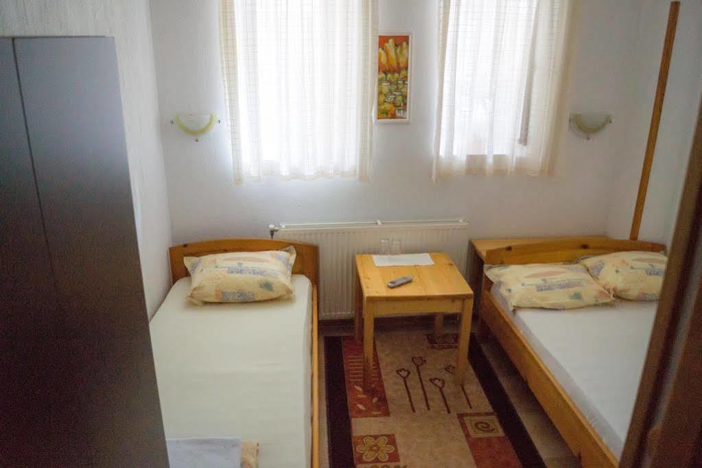 Toni'S Guest House Melnik  Luaran gambar